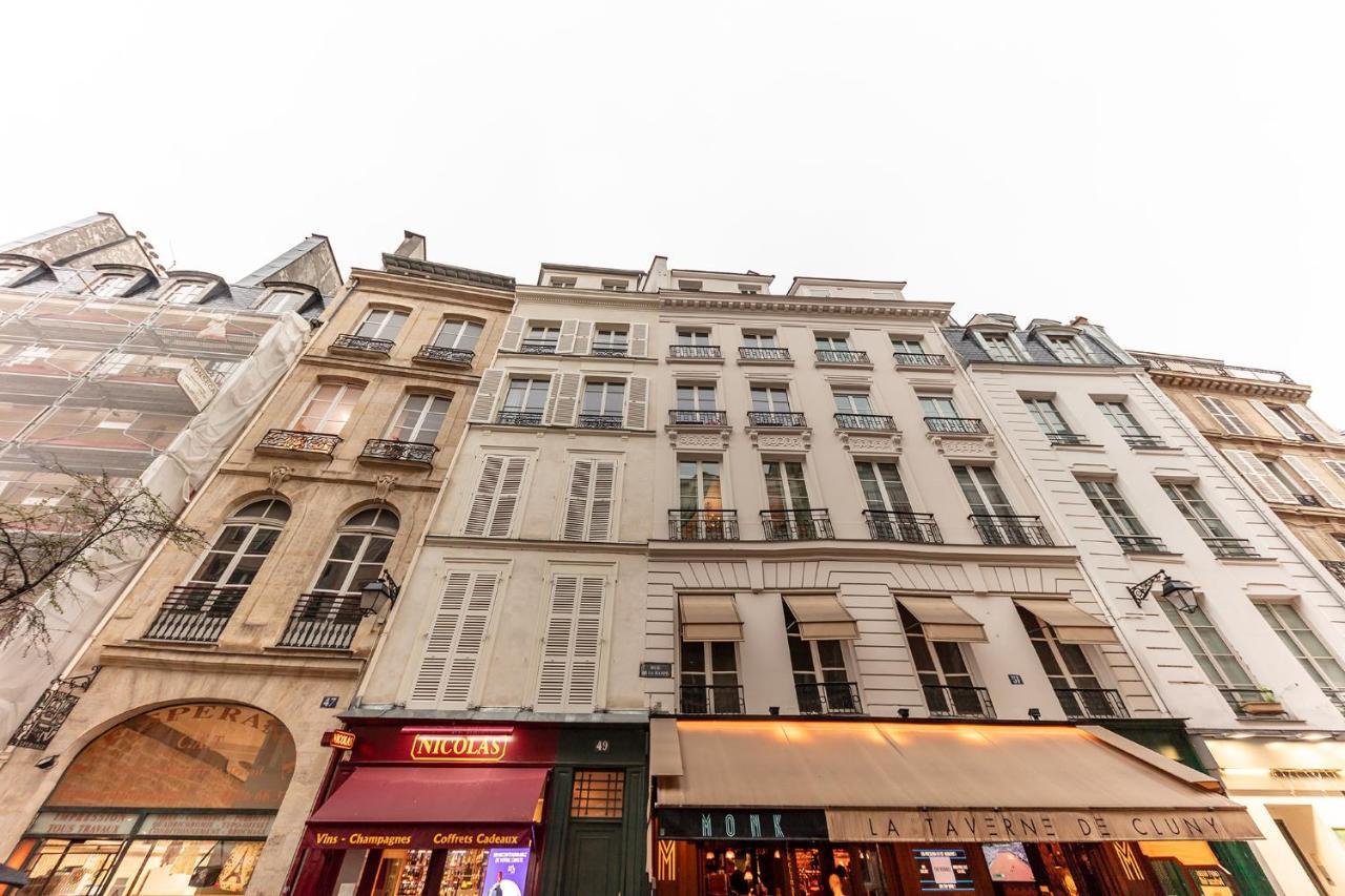 Apartment Lovely Studio - St Michel - 18 Sqm *